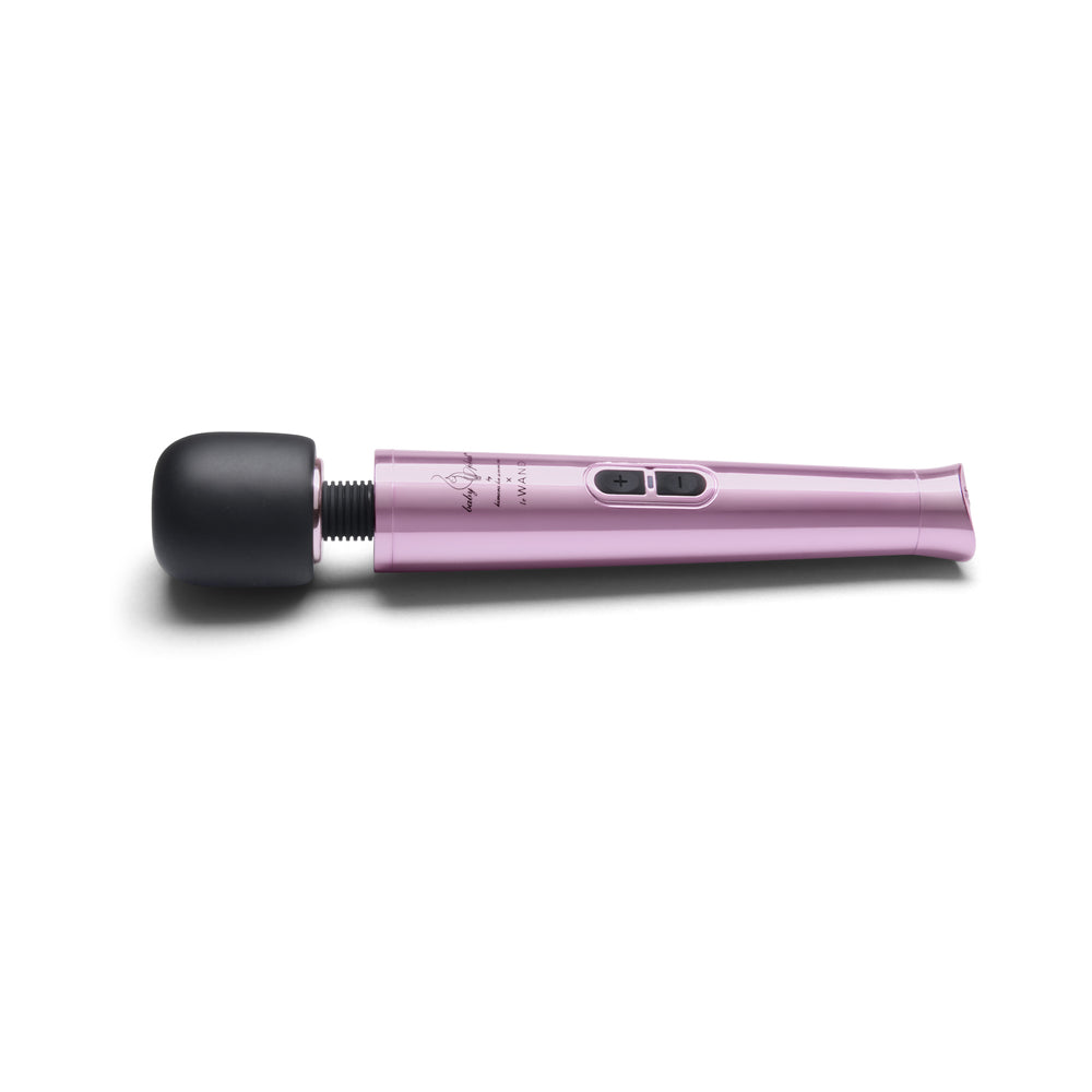Baby Phat x Le Wand Classique Cordless Petite Rechargeable Vibrating Massager Pink