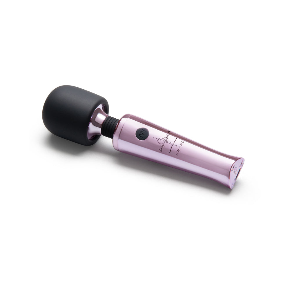 Baby Phat x Le Wand Classique Mini Rechargeable Vibrating Massager Pink